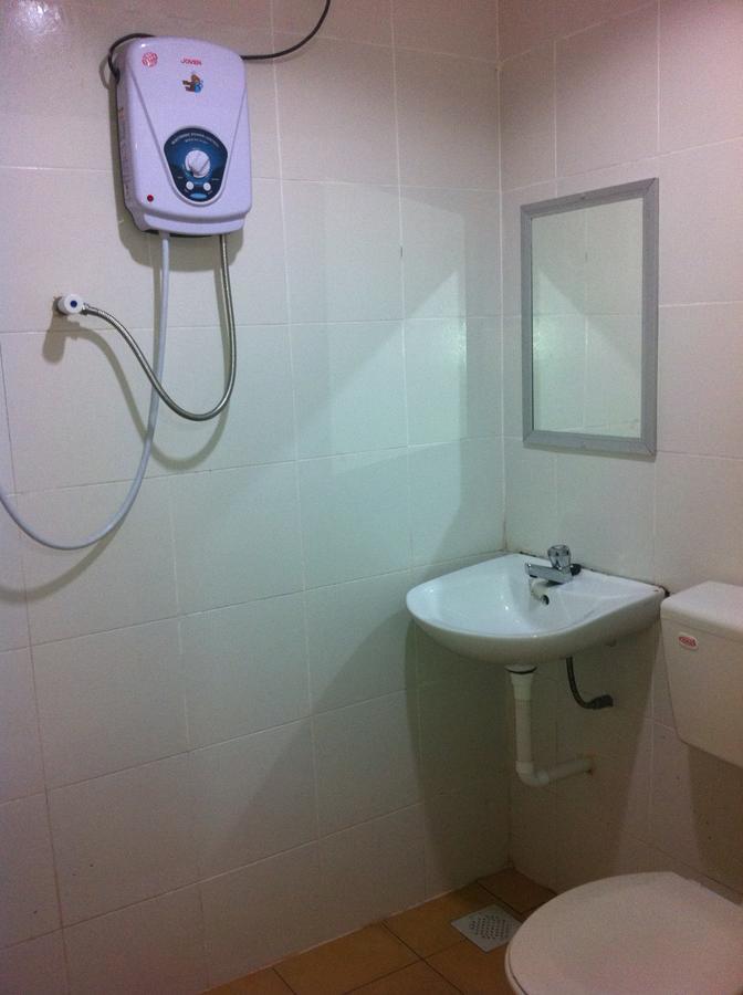 Jr Hotel Sitiawan Exterior foto